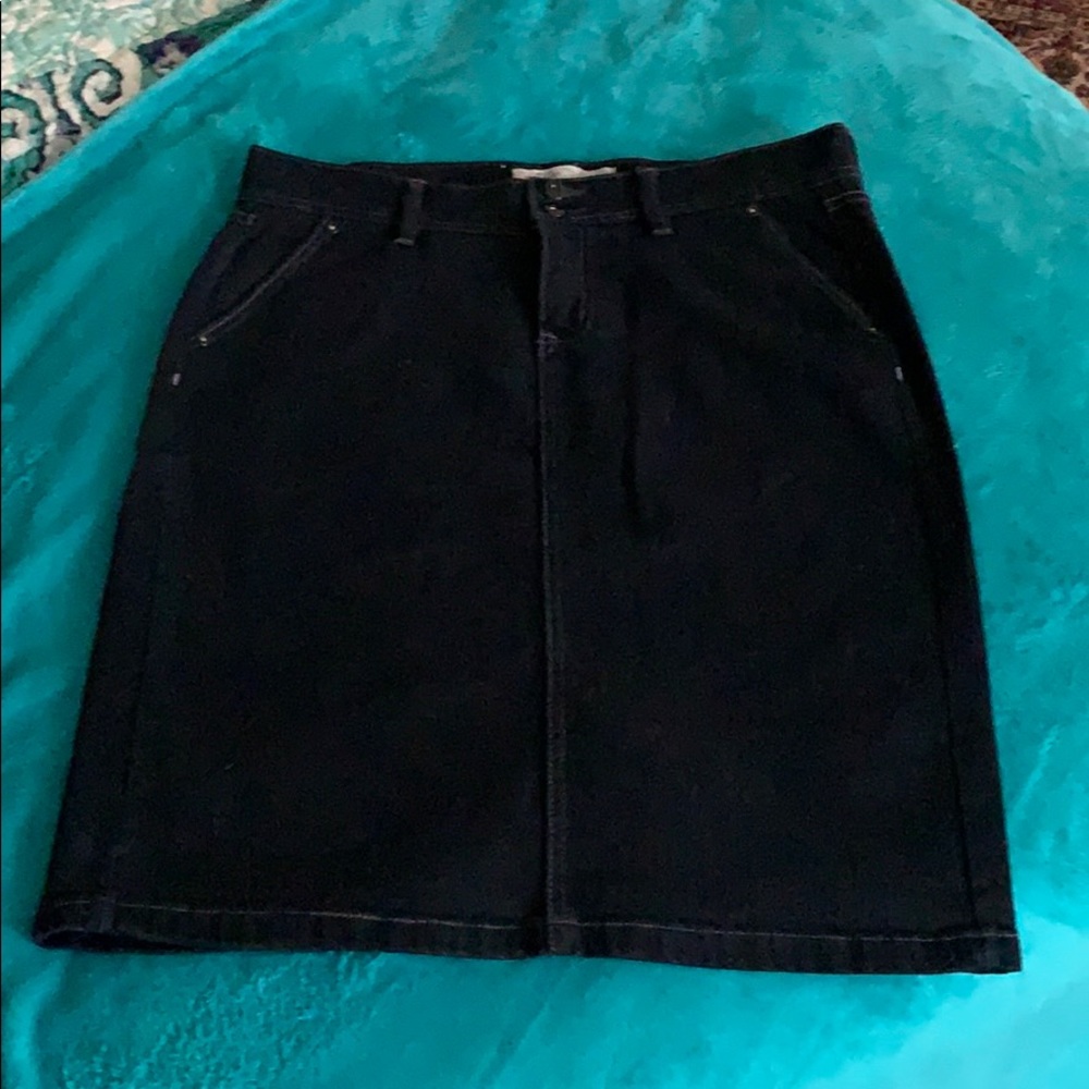 Old Navy Dressy denim skirt